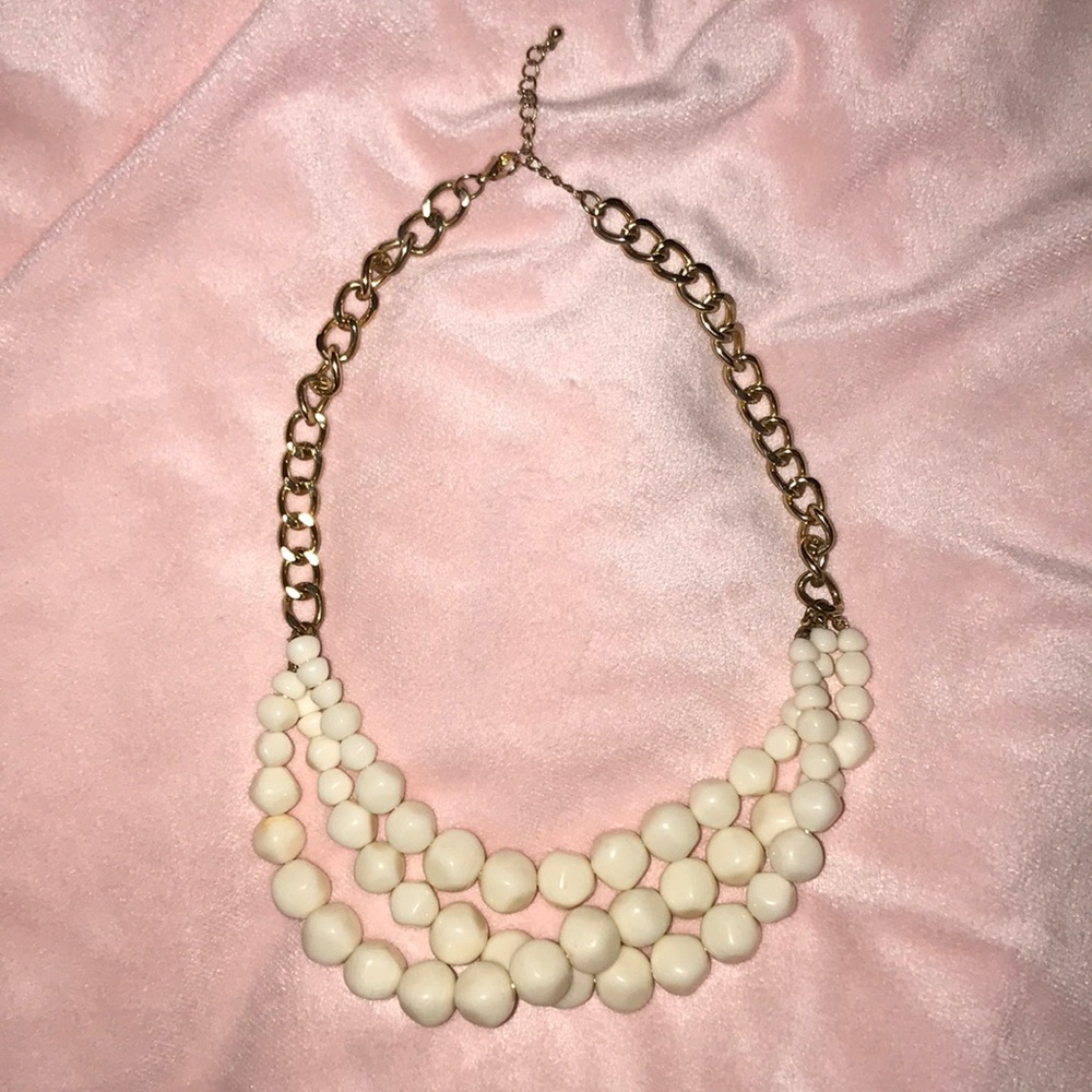 Chunky off white beaded necklace